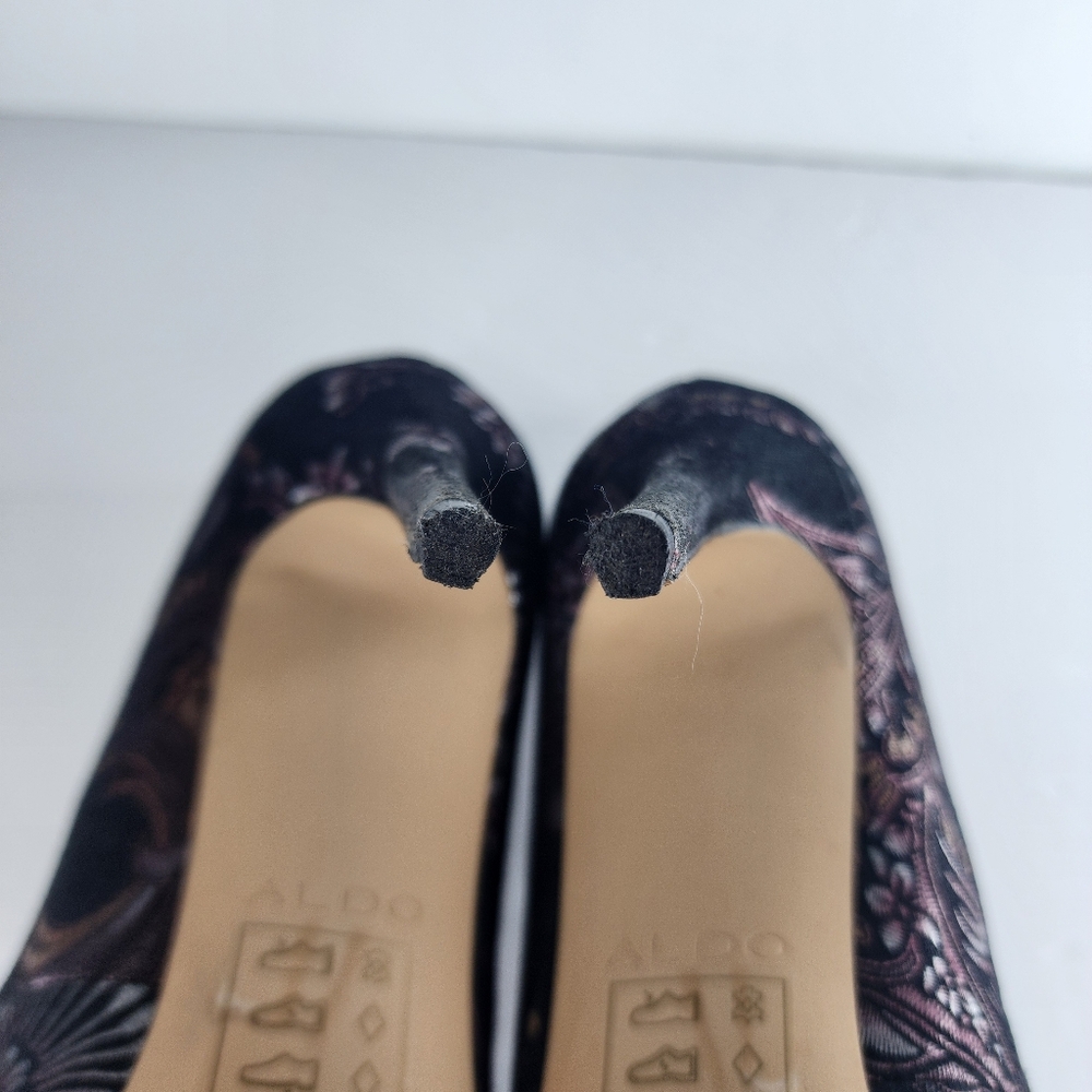 ALDO Black Pointed Floral Heels. - Picture 7 of 10